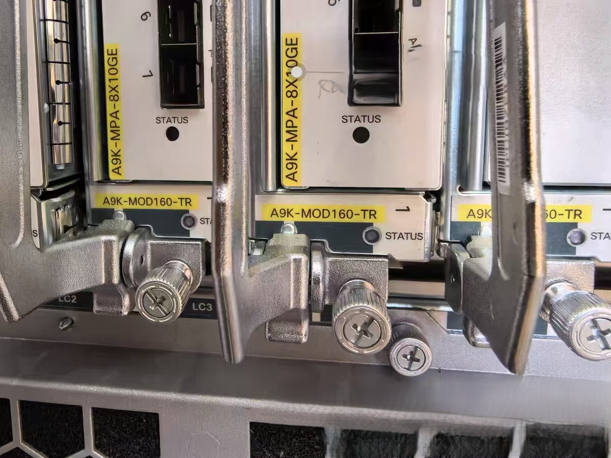 Cisco A9K-MPA-8X100GE