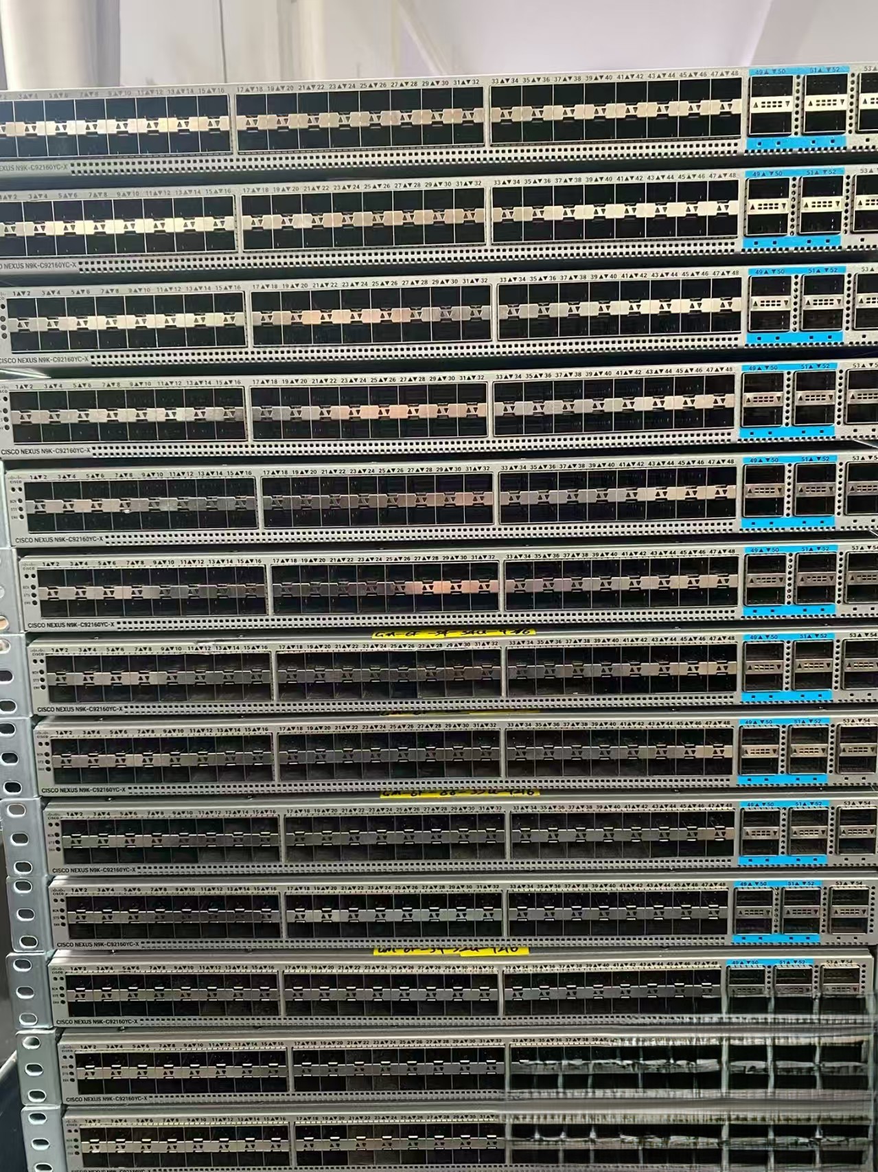 Cisco N9K-C92160YC-X