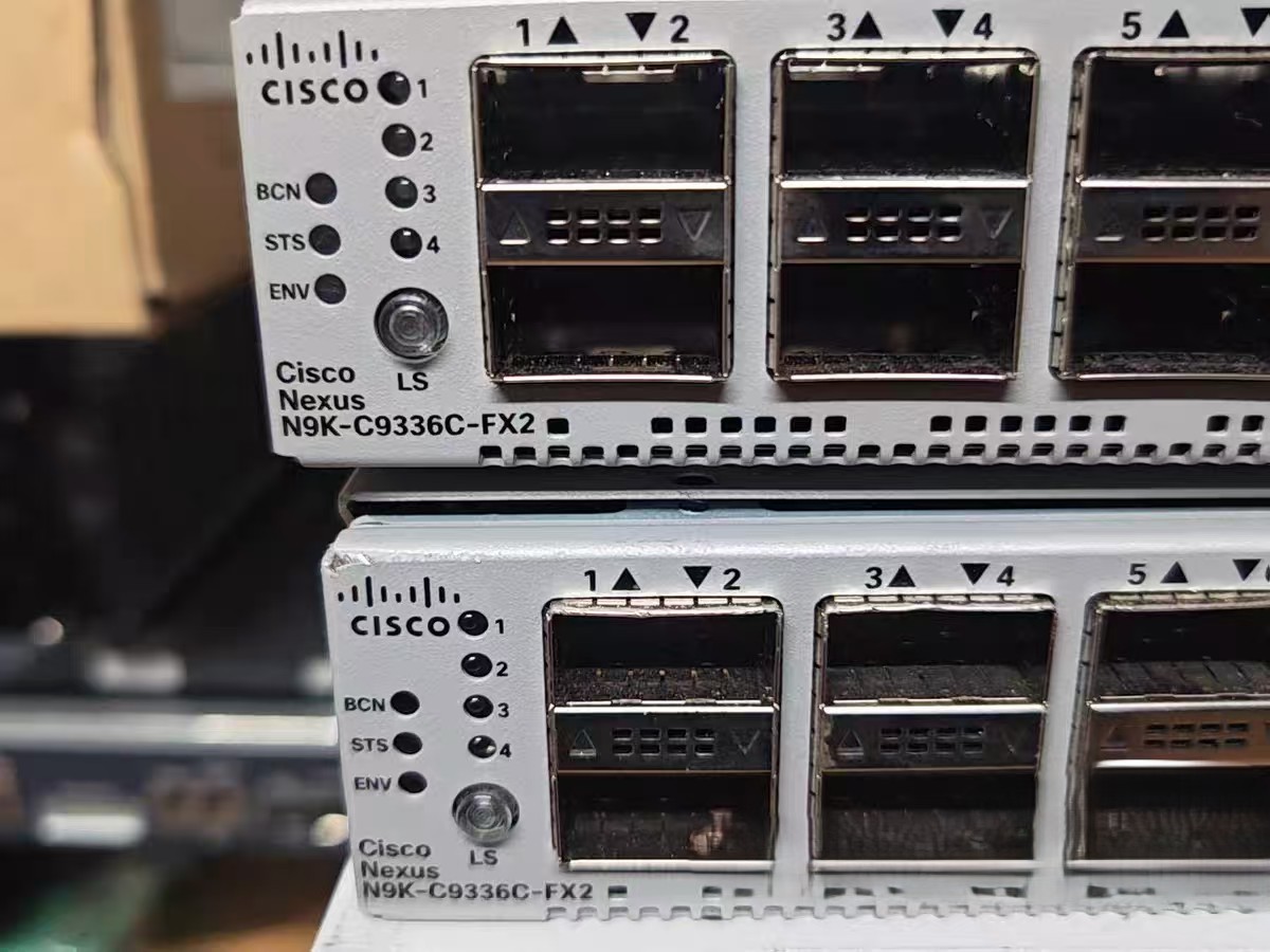 Cisco N9K-C9336C-FX2